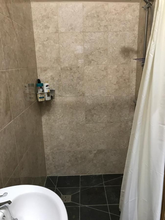 Nuneaton - Cottage - Sleeps 2 - Parking - Garden Екстериор снимка